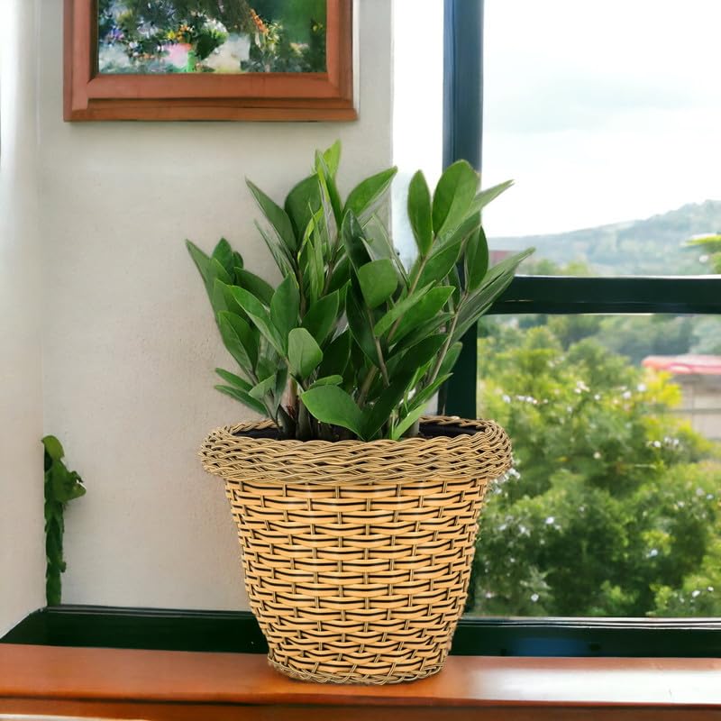 8 Inch Polly Rattan Deluxe Flower Pot