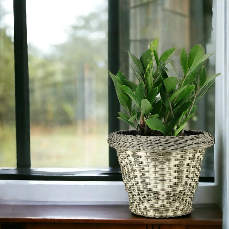 8 Inch Polly Rattan Deluxe Flower Pot